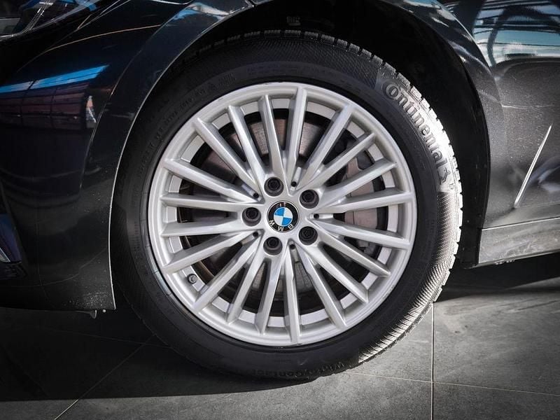 Gebraucht BMW 330 Luxury Line 265 PS (194 kW) 2020 Schwarz Limousine