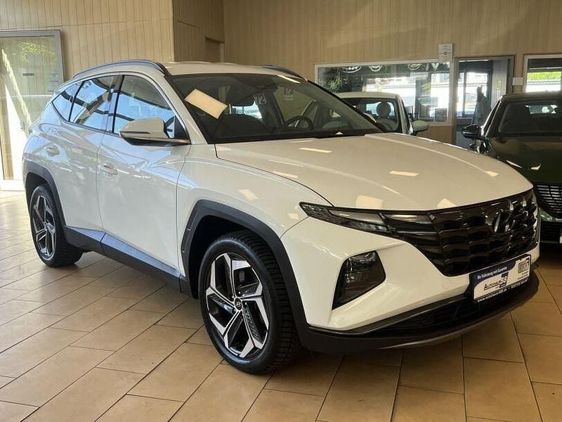 Weiß polar white / sol Gebraucht 2022 Hyundai Tucson SUV | 22.000 € (Guter Preis) - Bild 1/4