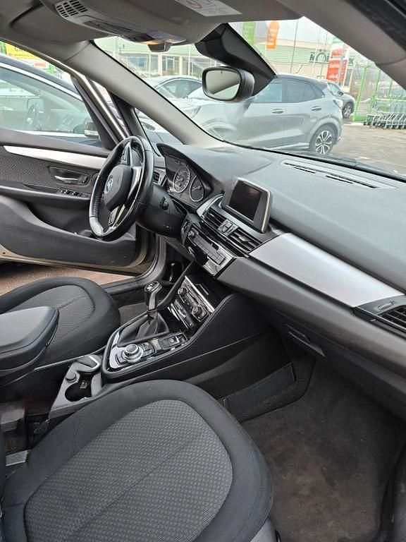 Gebraucht BMW 216 Active Tourer Advantage 116 PS (85 kW) 2015 Grau Van / Kleinbus