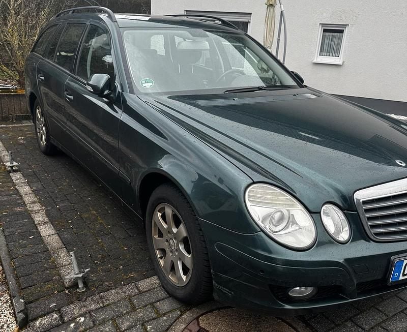 Gebraucht Mercedes E280 190 PS (139 kW) 2009 Grün Kombi