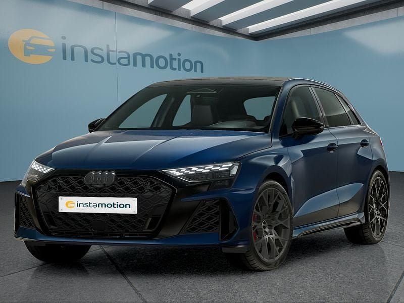 Blau Neu 2025 Audi RS3 Sportback Kleinwagen | 70.349 € (Fairer Preis) - Bild 1/4