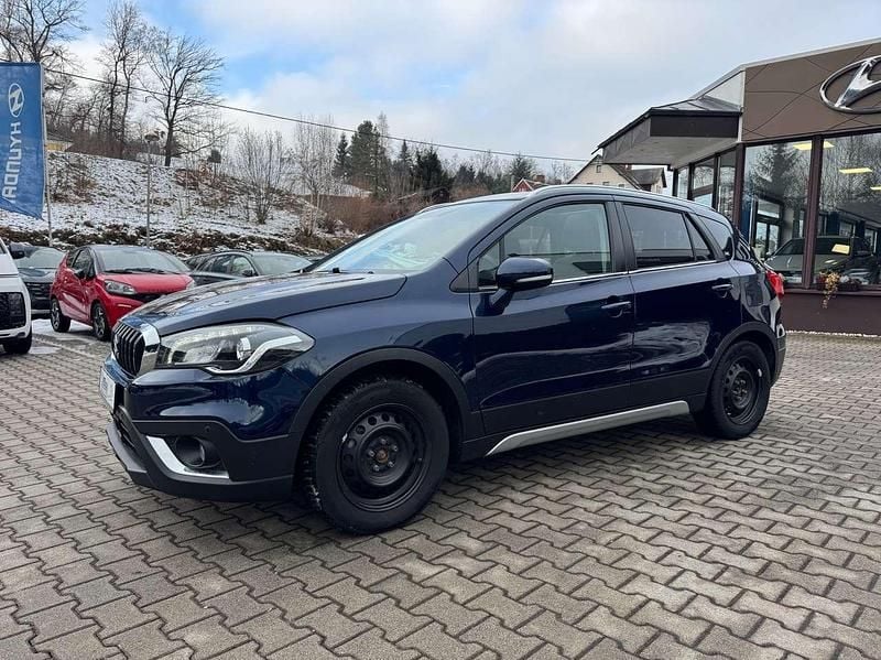 Gebraucht Suzuki SX4 Comfort+ 140 PS (102 kW) 2020 Dunkelblau Limousine