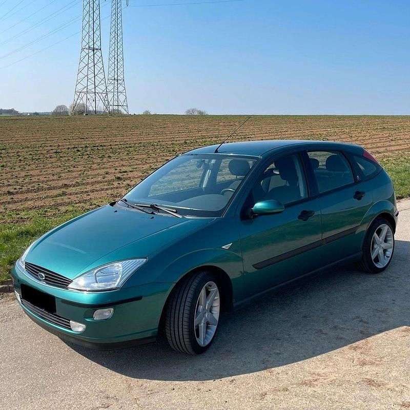 Gebraucht Ford Focus Ghia 116 PS (85 kW) 1999 Grün Limousine