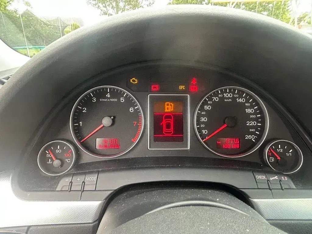 Gebraucht Audi A4 163 PS (119 kW) 2006 Silber Limousine