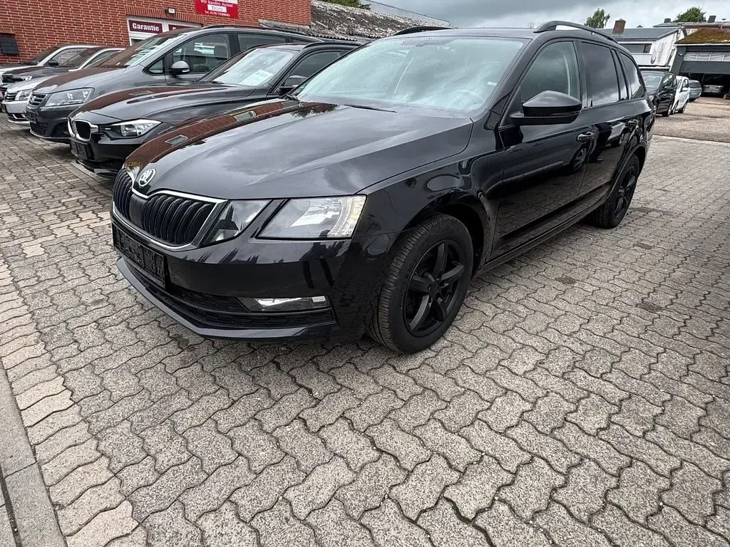 Gebraucht Skoda Octavia Ambition 150 PS (110 kW) 2019 Schwarz Kombi