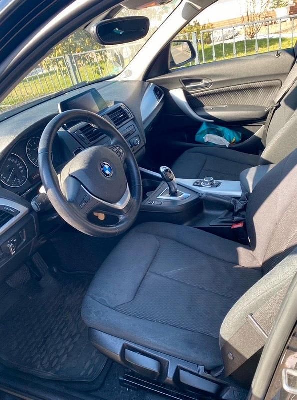 Gebraucht BMW 116 139 PS (102 kW) 2012 Schwarz Kleinwagen