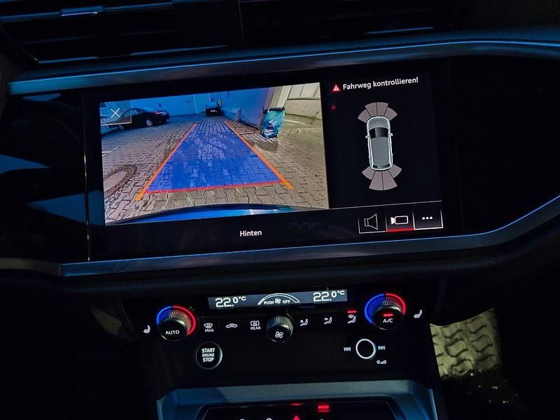 Gebraucht Audi Q3 Performance 150 PS (110 kW) 2022 Blau SUV