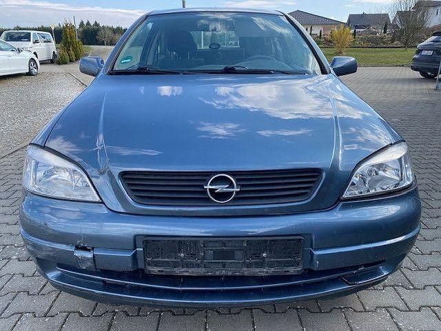 Gebraucht Opel Astra 75 PS (55 kW) 1999 Blau Limousine