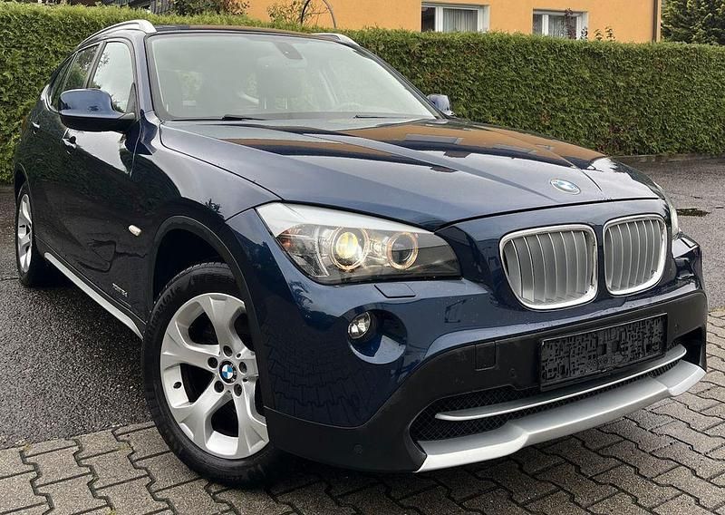 Blau Gebraucht 2011 BMW X1 SUV | 6.040 € (Guter Preis) - Bild 1/4