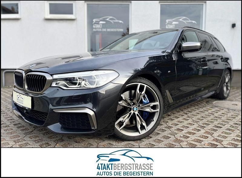 Grau Gebraucht 2019 BMW M550 Shadowline Limousine | 33.790 € (Guter Preis) - Bild 1/4
