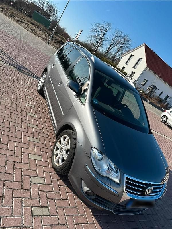 Gebraucht VW Touran Highline 140 PS (102 kW) 2007 Silber Van / Kleinbus