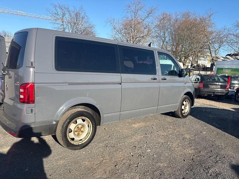 Gebraucht VW Transporter 204 PS (150 kW) 2016 Grau Van