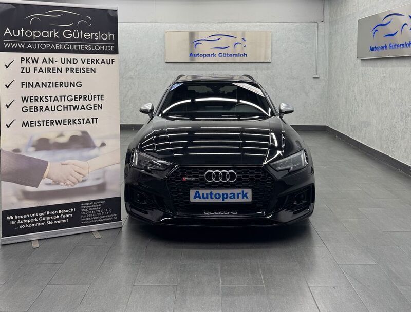Schwarz Gebraucht 2018 Audi RS4 Sport Kombi | 39.999 € (Teuer) - Bild 1/4