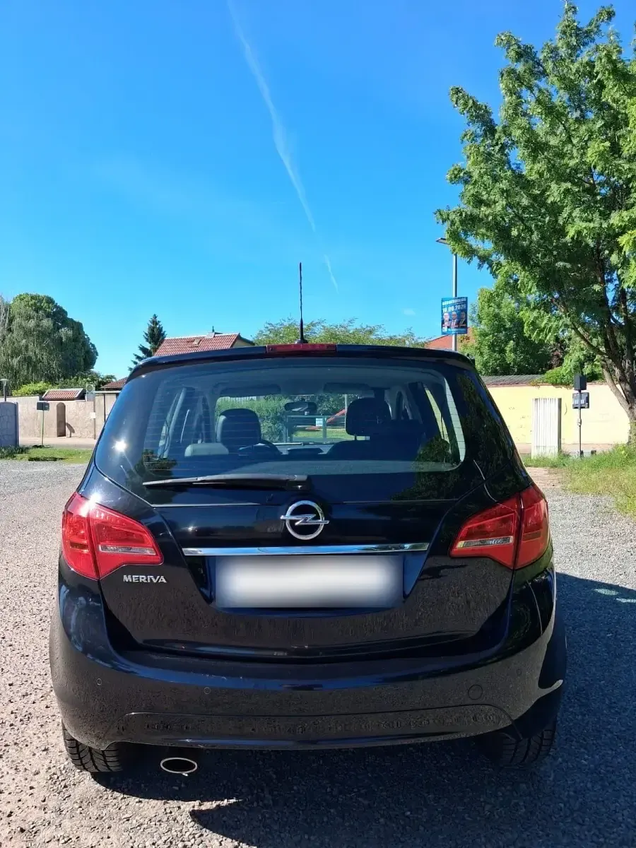 Używany Opel Meriva 140 KM (102 kW) 2010 Czarny Minivan