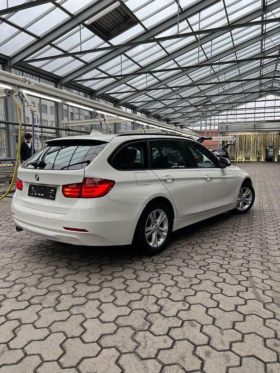 Gebraucht BMW 316 116 PS (85 kW) 2015 Weiß Kombi
