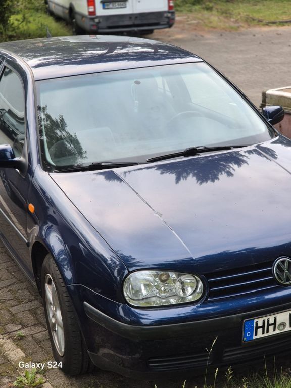 Blau Gebraucht 1998 VW Golf IV Basis Limousine | 500 € (Superpreis) - Bild 1/4