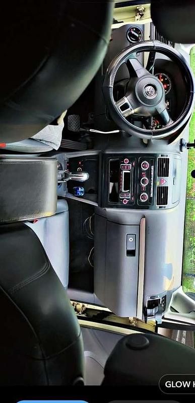 Gebraucht VW Touran Cup 110 PS (80 kW) 2014 Gelb Van / Kleinbus