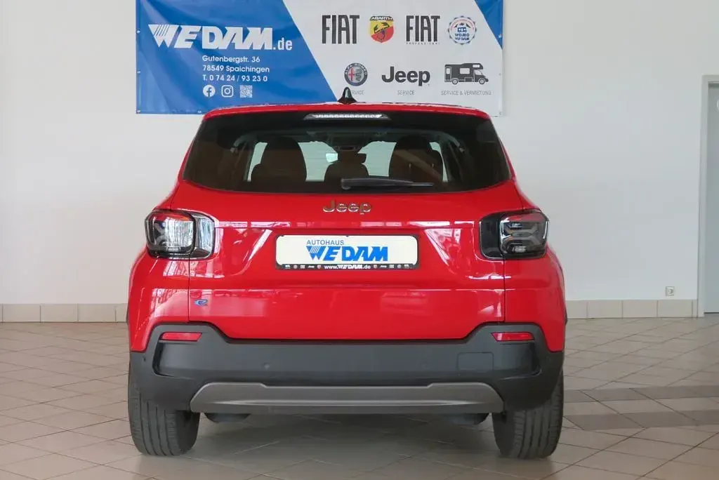 Gebraucht Jeep Avenger EV Longitude 114 kW (156 PS) 2023 Rot SUV