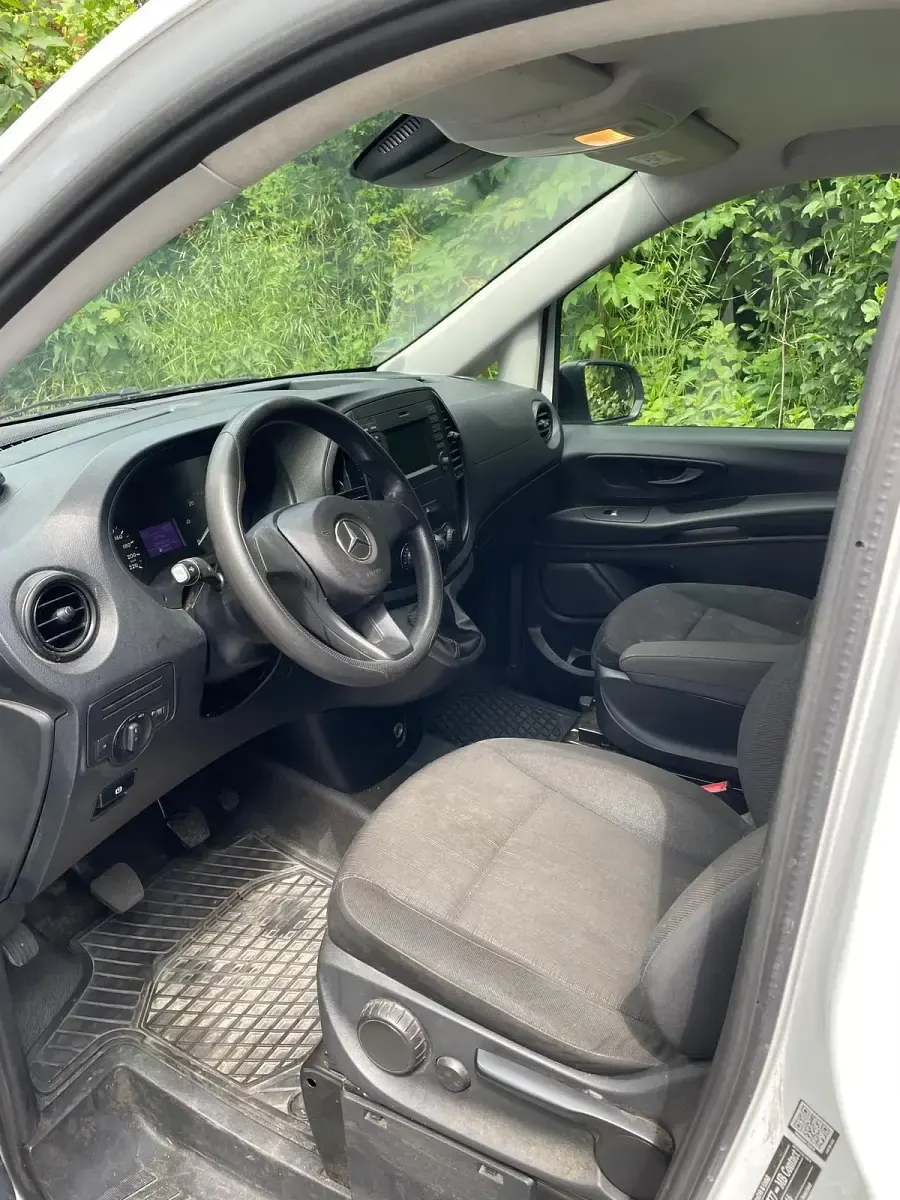 Gebraucht Mercedes Vito 114 PS (83 kW) 2017 Weiß Van