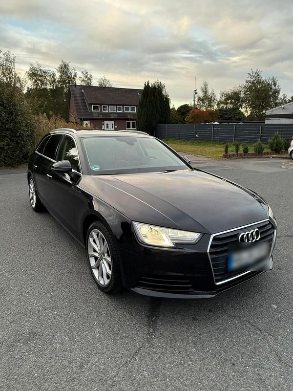 Gebraucht Audi A4 150 PS (110 kW) 2016 Schwarz Kombi