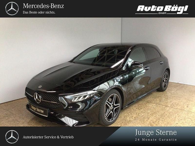 Schwarz Gebraucht 2024 Mercedes A200 Advanced Plus Limousine | 33.600 € (Etwas zu teuer) - Bild 1/4