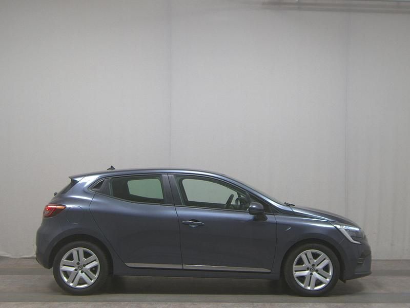 Grau Gebraucht 2021 Renault Clio V Life Limousine | 9.380 € (Superpreis) - Bild 1/4