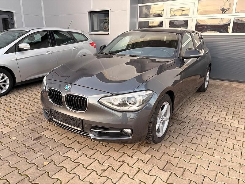 Grau Gebraucht 2012 BMW 118 M Sport Kleinwagen | 12.950 € (Fairer Preis) - Bild 1/4