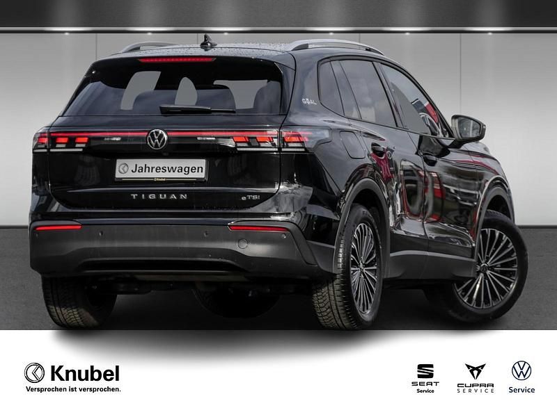 Gebraucht VW Tiguan Goal 150 PS (110 kW) 2025 Schwarz SUV