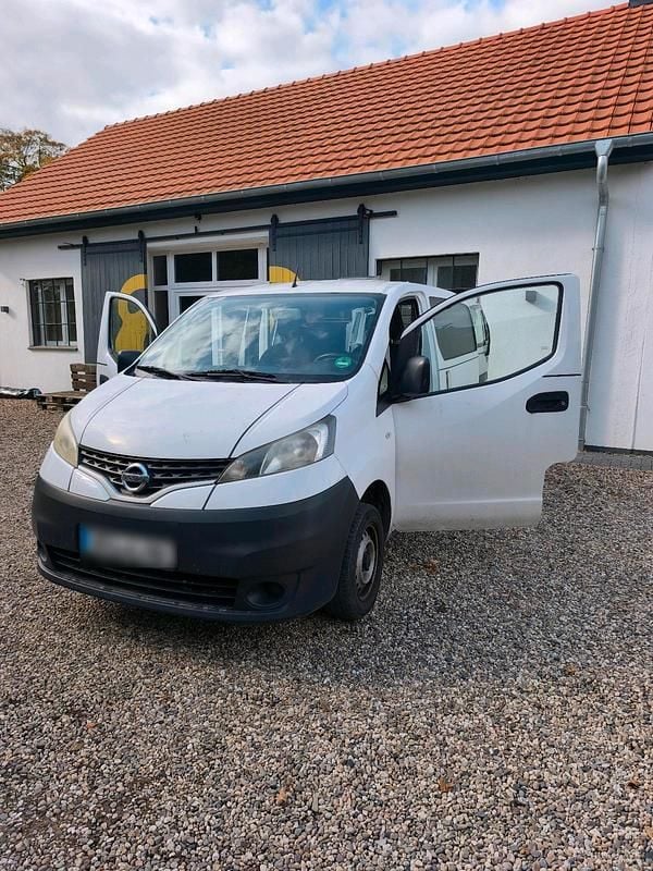 Weiß Gebraucht 2010 Nissan NV200 Van | 7.350 € (Fairer Preis) - Bild 1/4