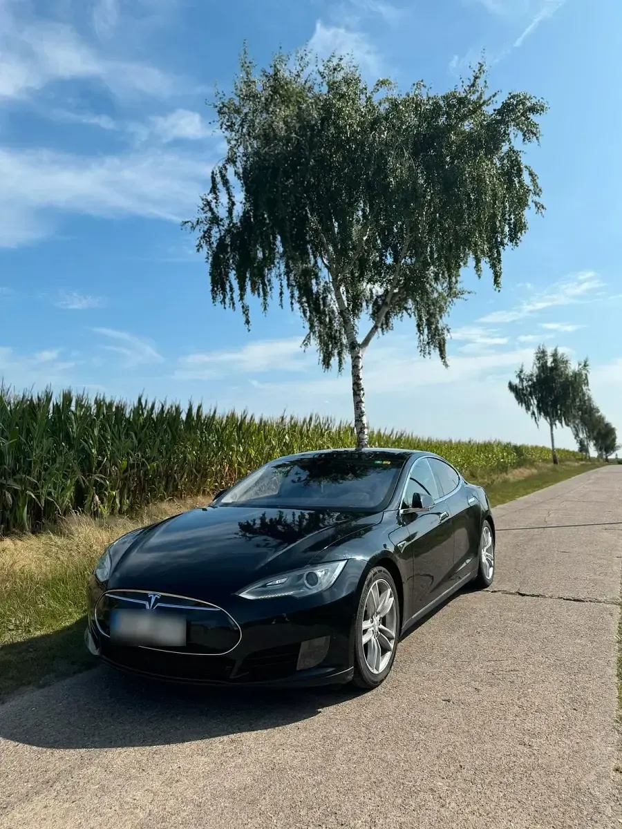 Brugt Tesla Model S 235 kW (320 HK) 2016 Sort Hatchback