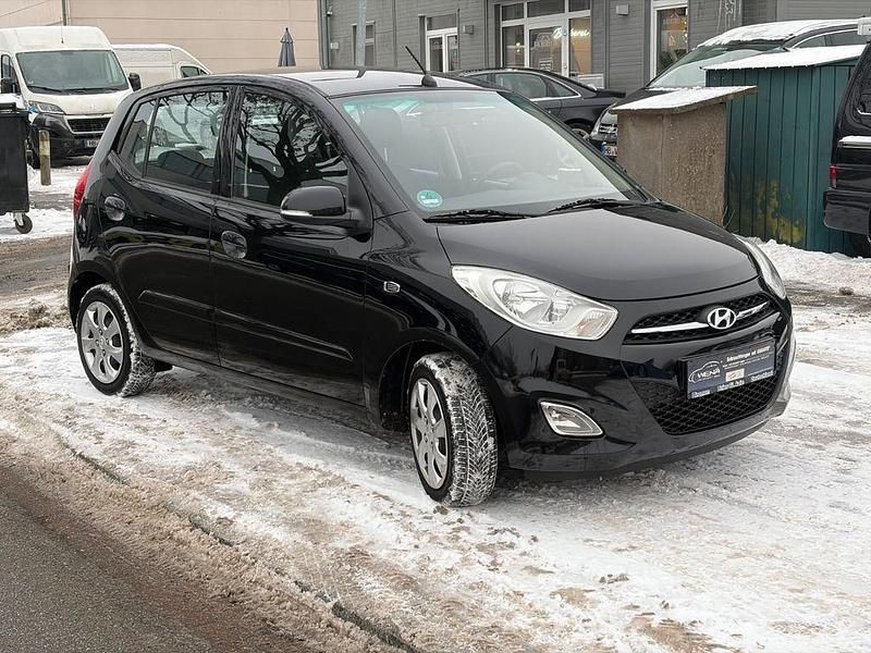 Gebraucht Hyundai i10 Style 86 PS (63 kW) 2011 Schwarz Kleinwagen