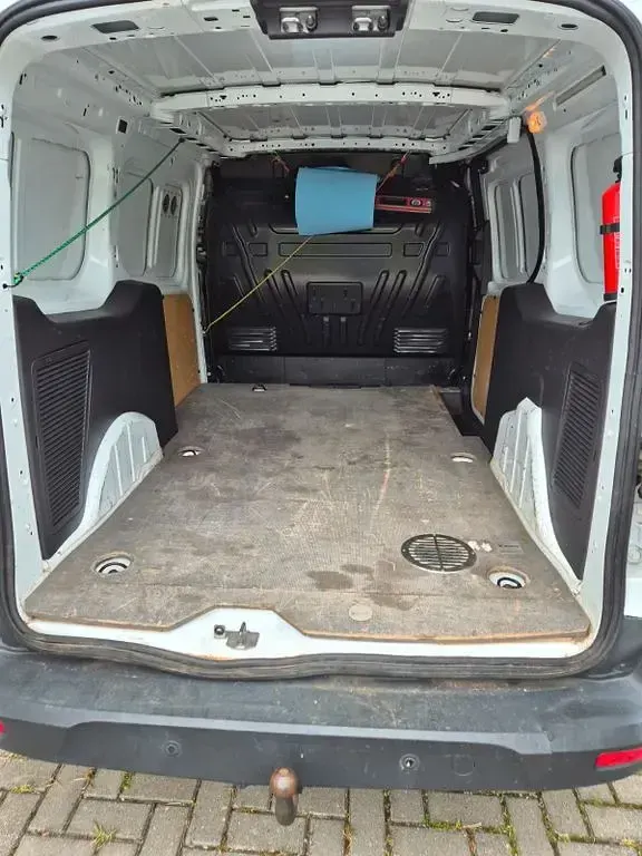 Gebraucht Ford Transit Connect 101 PS (74 kW) 2017 Weiß Van / Kleinbus