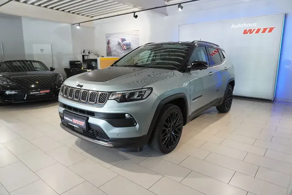 Gebraucht Jeep Compass 131 PS (96 kW) 2022 Blau SUV