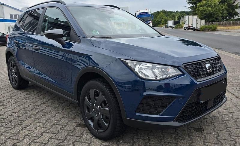Blau Gebraucht 2019 Seat Arona Reference SUV | 9.999 € (Superpreis) - Bild 1/4