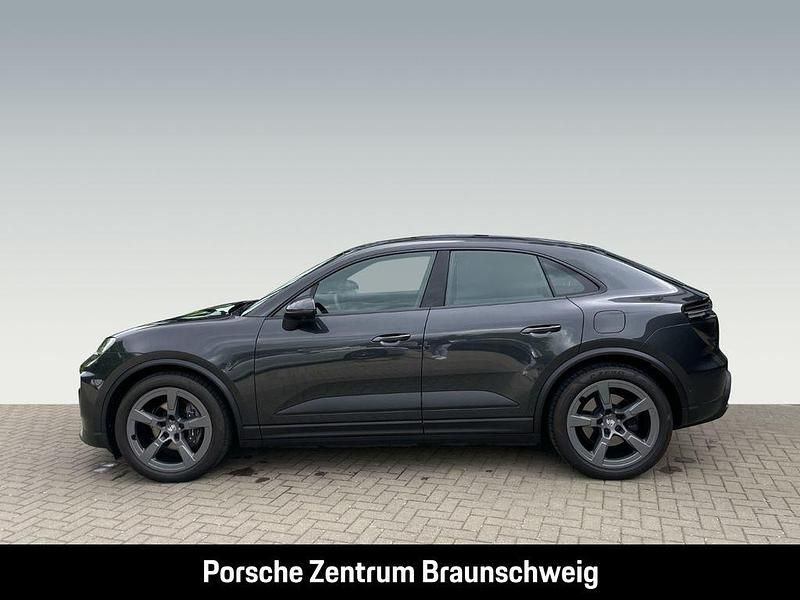 Gebraucht Porsche Macan 300 kW (408 PS) 2024 Vulkangraumetallic SUV
