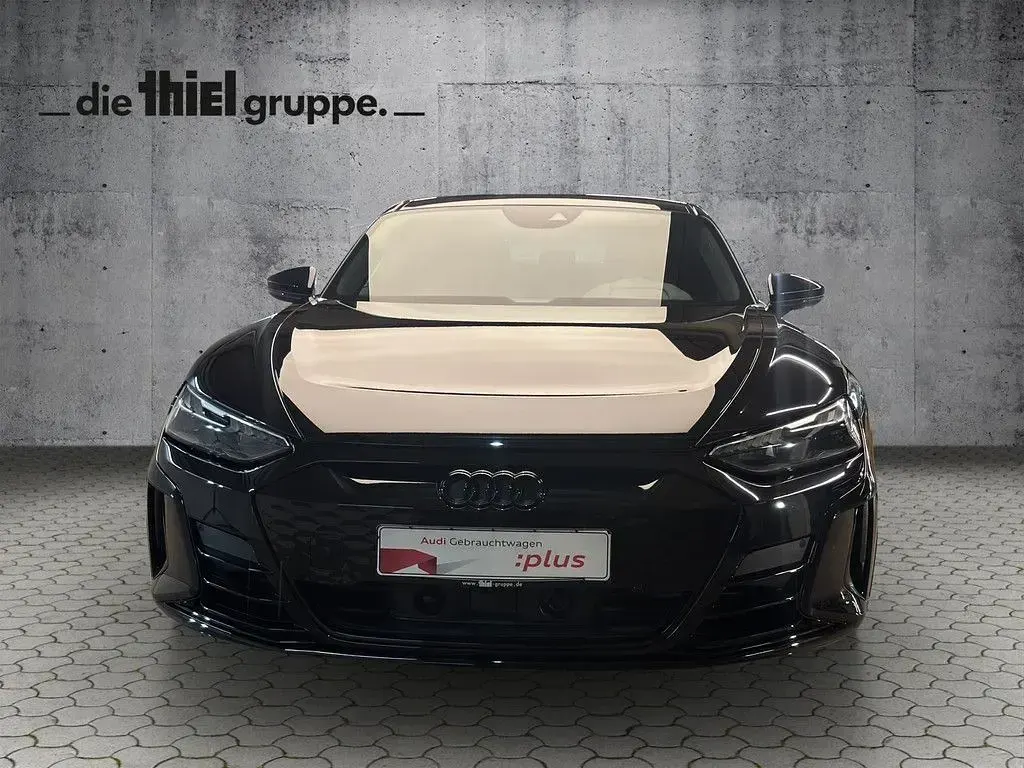 Second-hand Audi e-tron GT quattro Basis 350 kW (476 CP) 2023 Negru Berlinǎ