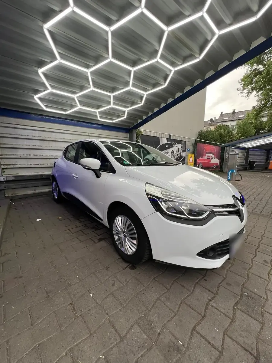 Gebraucht Renault Clio IV 90 PS (66 kW) 2013 Weiß Limousine
