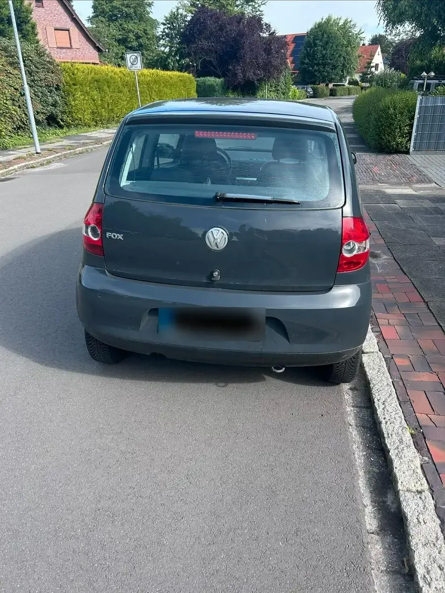 Gebraucht VW Fox 55 PS (40 kW) 2006 Grau Kleinwagen