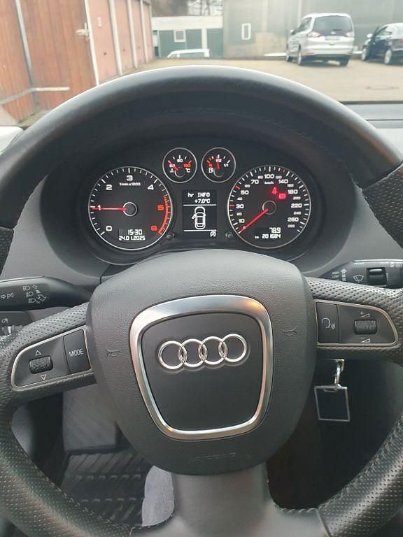 Używany Audi A3 Ambition 140 KM (102 kW) 2010 Czarny Hatchback