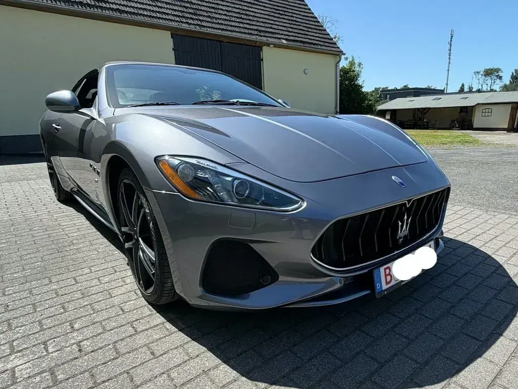 Gebraucht Maserati GranCabrio 460 PS (338 kW) 2019 Grau Cabrio