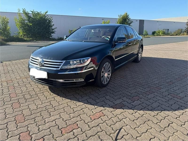 Schwarz Gebraucht 2011 VW Phaeton Limousine | 8.900 € (Guter Preis) - Bild 1/4
