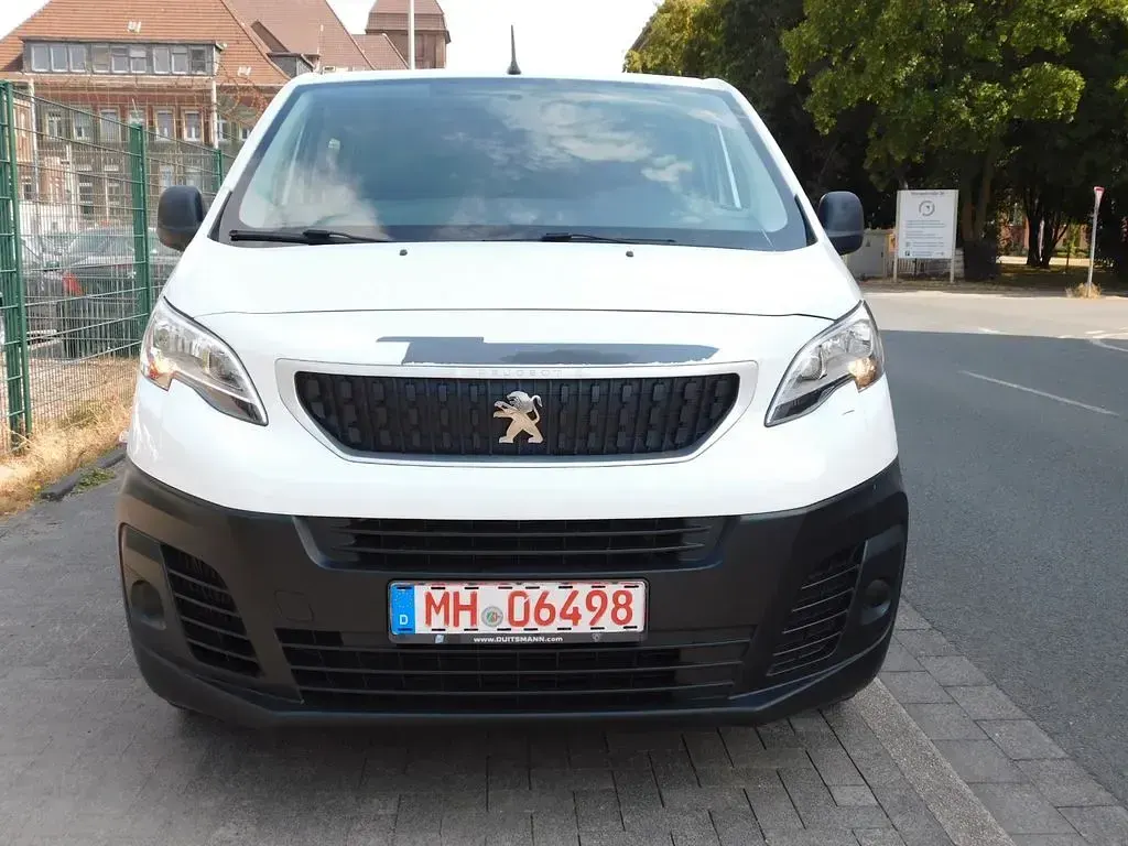 Gebraucht Peugeot Expert 95 PS (69 kW) 2019 Weiß Van