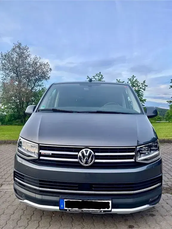 Gebraucht VW Multivan PanAmericana 204 PS (150 kW) 2017 Grau Van / Kleinbus