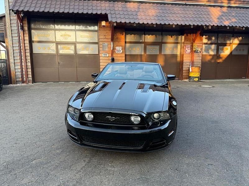 Gebraucht Ford V8 431 PS (317 kW) 2013 Schwarz Coupé