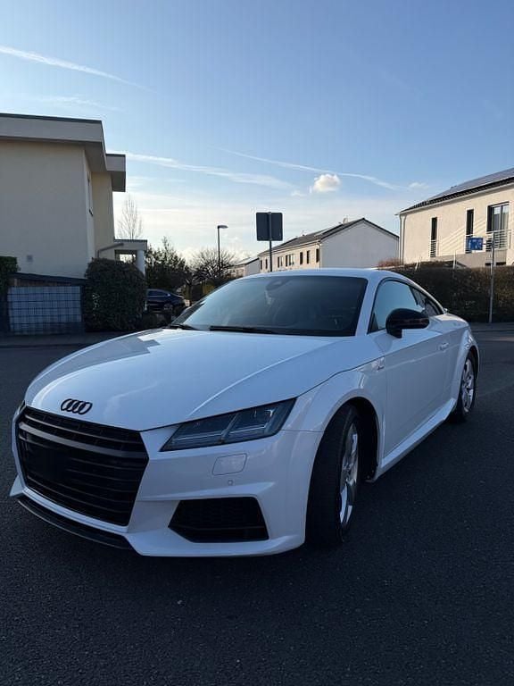 Gebraucht Audi TT S-Line 230 PS (169 kW) 2016 Weiß Coupé