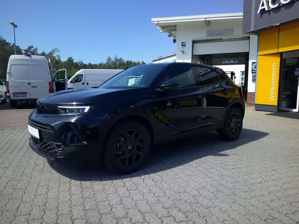 Gebraucht Opel Mokka 136 PS (100 kW) 2025 Karbon schwarz metallic SUV