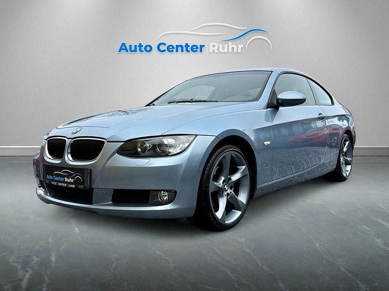 Gebraucht BMW 320 Sport Line 170 PS (125 kW) 2009 Blau Coupé