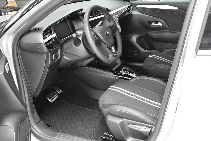 Gebraucht Opel Corsa 136 PS (100 kW) 2025 Grau grafik grau Limousine