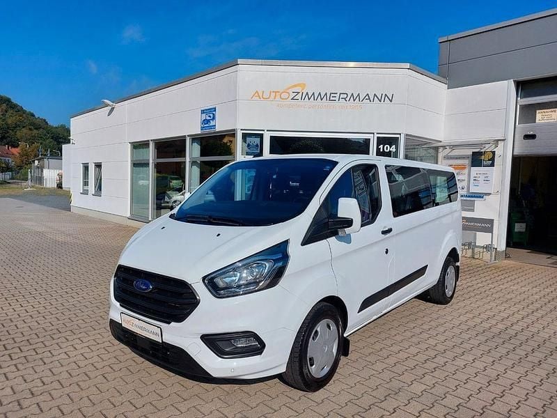Weiß Gebraucht 2023 Ford Transit Tourneo Van / Kleinbus | 29.870 € (Etwas zu teuer) - Bild 1/4