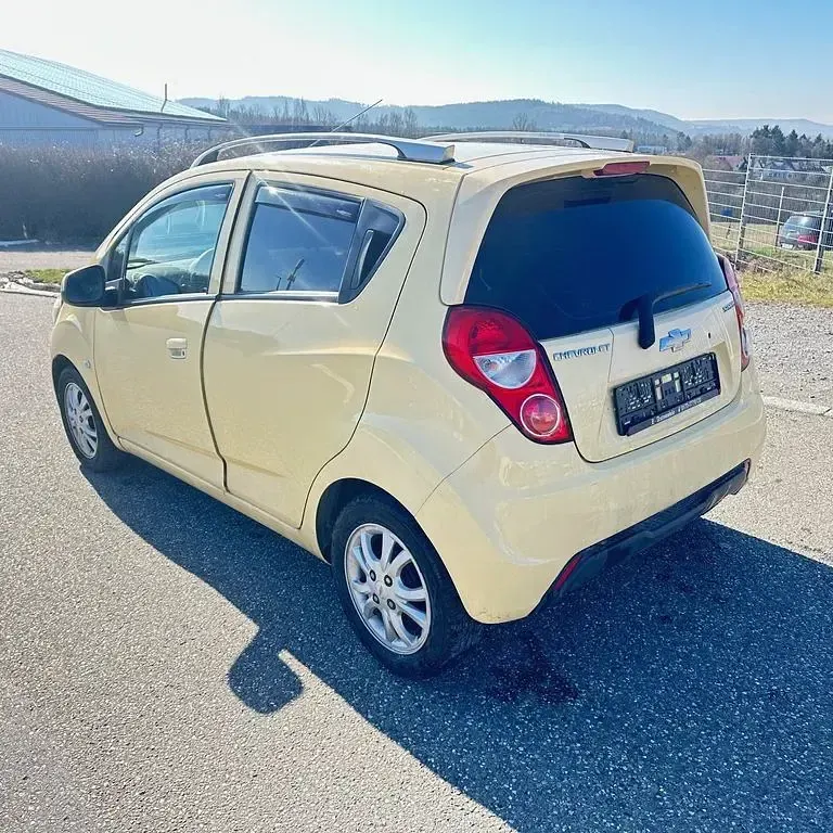 Gebraucht Chevrolet Spark LTZ 82 PS (60 kW) 2013 Gelb Kleinwagen